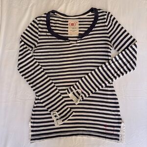 GAP (RED) Vintage Long Sleeve Striped Top
